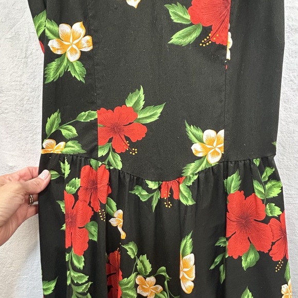 Royal Hawaiian Creations Vintage Black Red Floral Dress MED Sweetheart Neckline - Picture 5 of 14